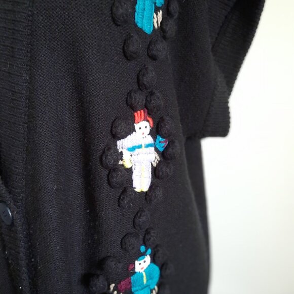 Vintage Button-up Black Sweater Vest With Tiny Knit People Oversized Streetwear - Picture 5 of 7